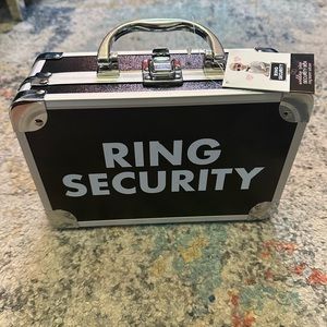 Ring bearer ring case